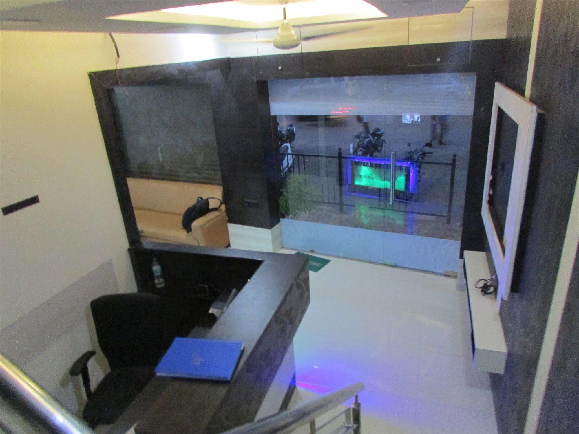 Royal Annex Hotell Mumbai Exteriör bild