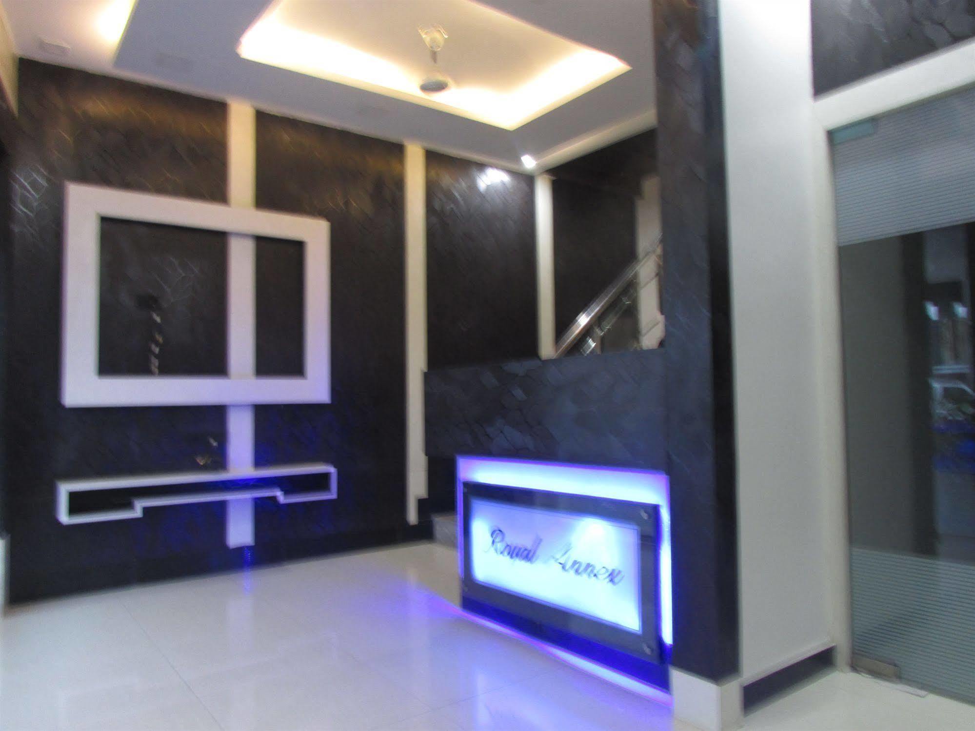 Royal Annex Hotell Mumbai Exteriör bild
