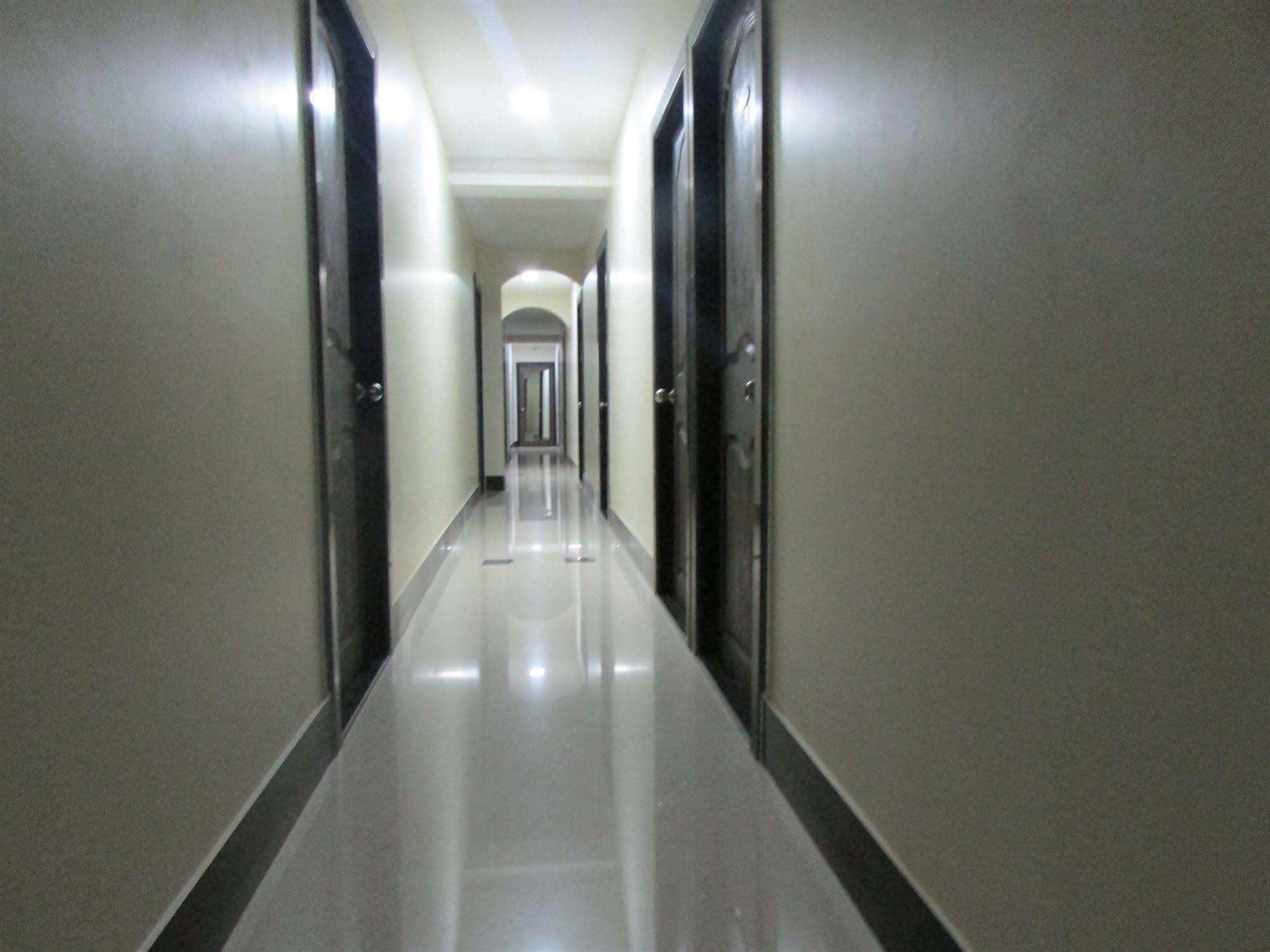 Royal Annex Hotell Mumbai Exteriör bild